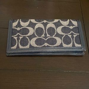 COACH NAVY SIGNATURE CHECK BOOK WALLET NEW